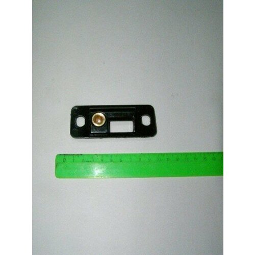 Ответная часть замка багажника /2108-09/ ниж. (фиксатор) черный