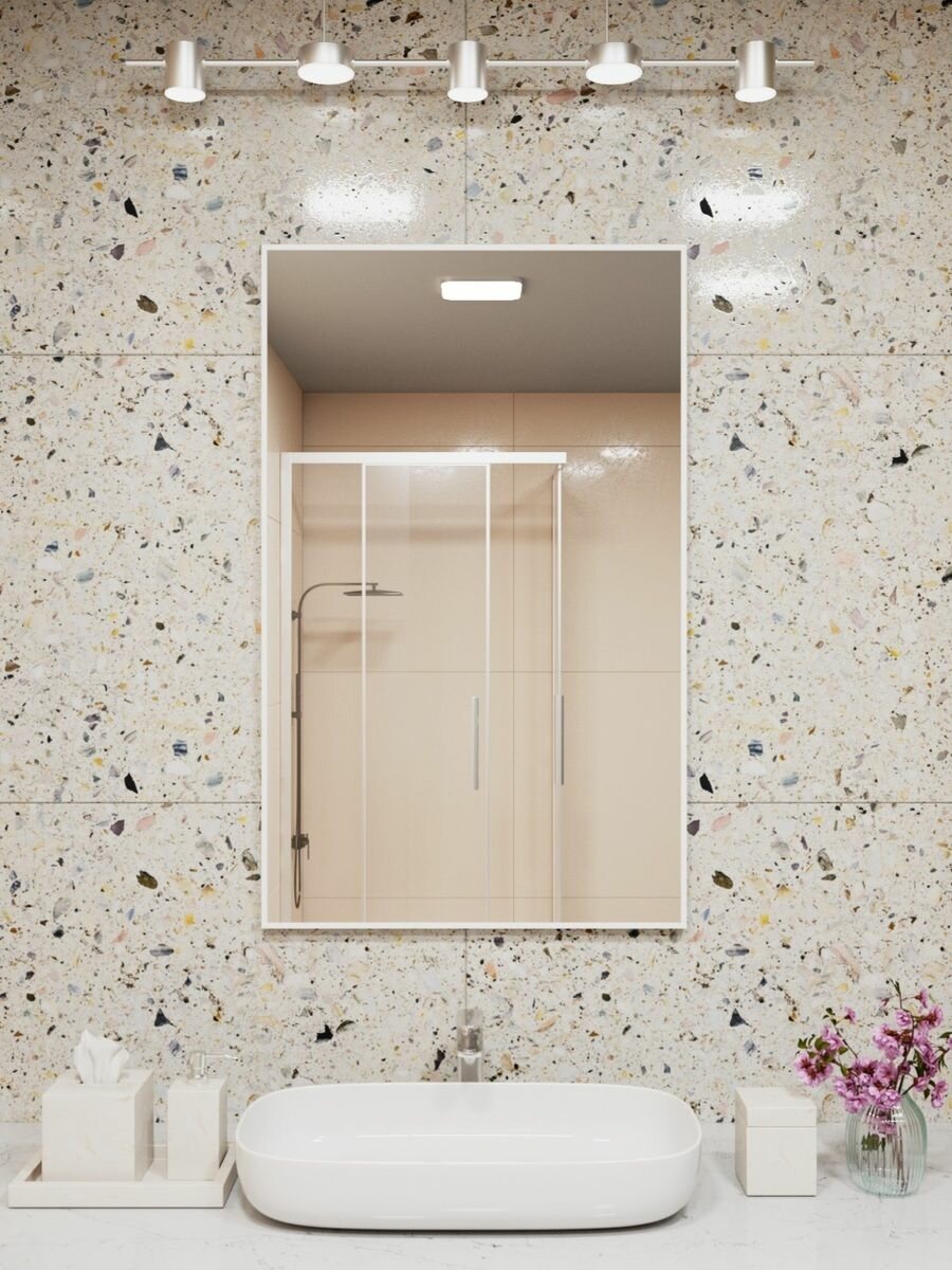 Зеркало интерьерное в алюминиевой раме настенное ALUMIRROR 110х70 см. Белое