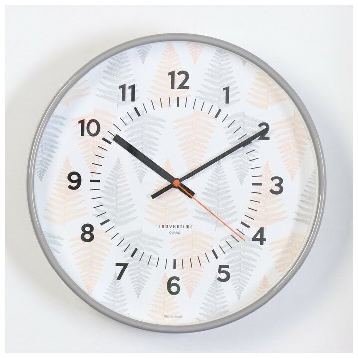 Часы настенные, серия: Классика, d-30.5 см, плавный ход 9344341