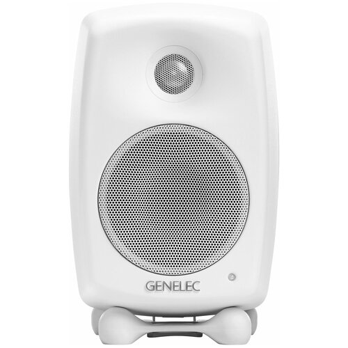 Genelec G Two BWM активная 2-полосная АС. НЧ 4" 50Вт, ВЧ 0.75" 50Вт. Подставки. Вход: аналог. RCA. Макс. SPL 100 дБ, 56Гц-25кГц (-6 дБ). Кроссовер 300