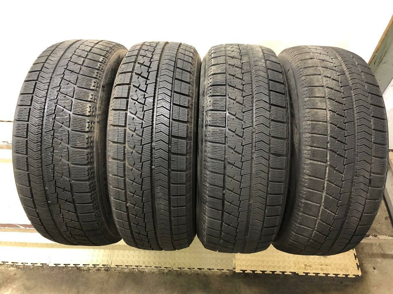 Bridgestone Blizzak VRX 215/60 R16 БУ Шины Зимние