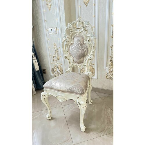 Стул 600х600х1100мм в гостиную 27150₽