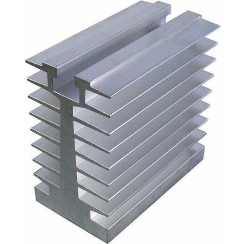 О-151 М12 45х80х80 Радиатор охлаждения штыревой воздушный О-151 с резьбой М12 45х80х80 мм алюминиевый 1770₽