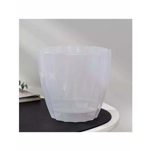 Кашпо для цветов со вставкой Флюте 19 л прозрачный 625₽