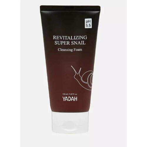 Восстанавливающая пенка для лица с муцином улитки YADAH