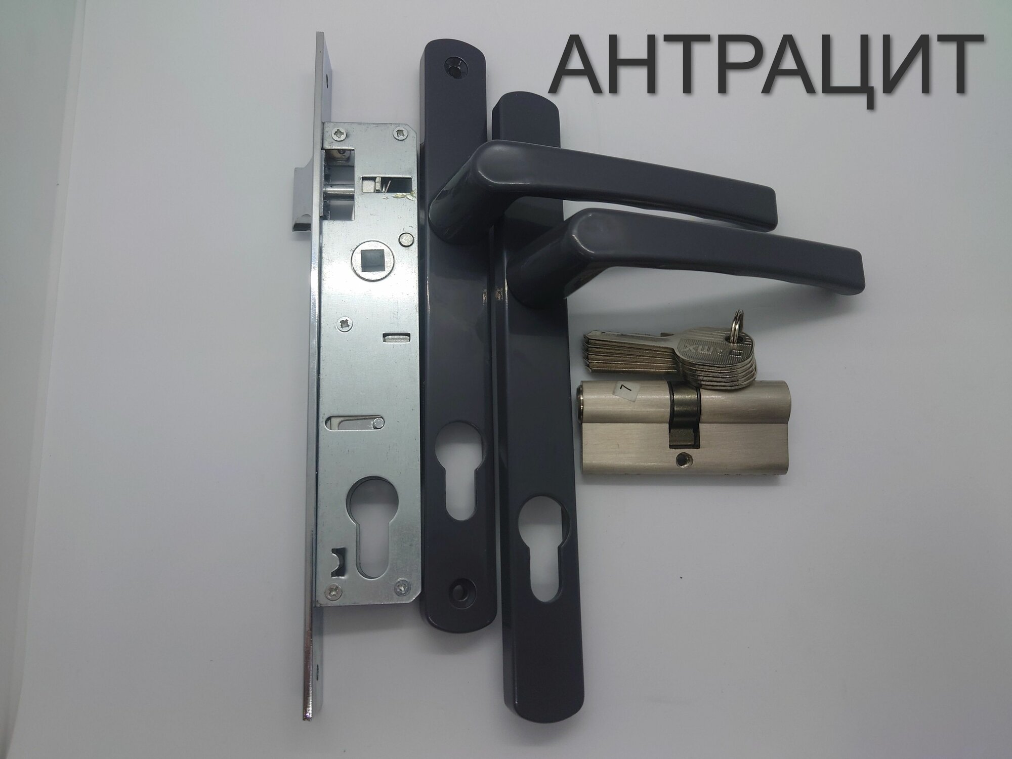 фото Замок с ручками для уличной калитки 7300-20 антрацит RAL 7024, алюминиевой или пластиковой двери DorFox (ДорФокс)