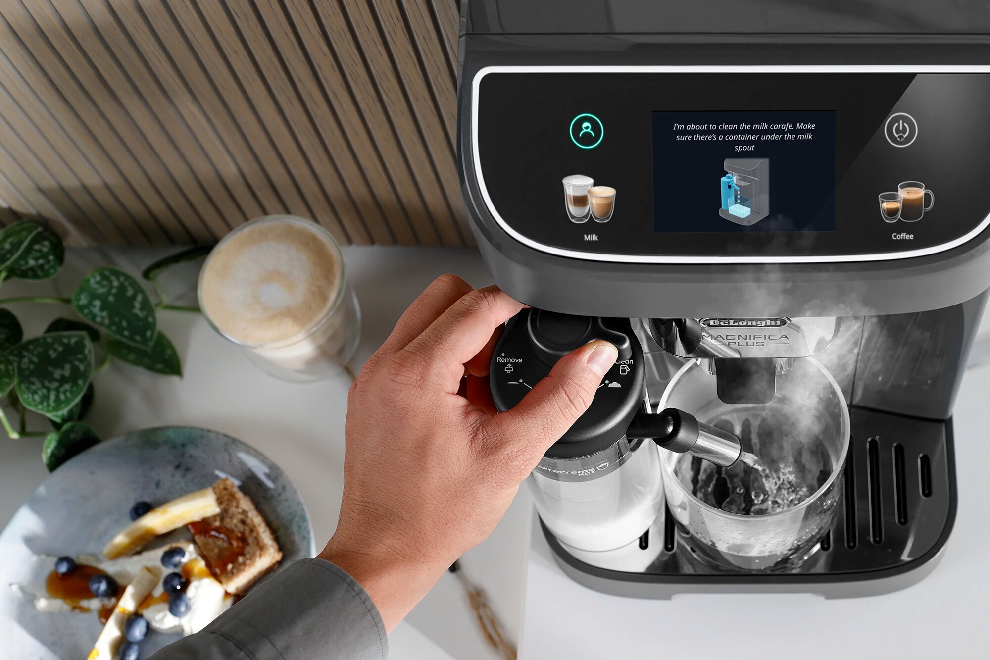 Кофемашина DeLonghi Magnifica Plus, автокапучинатор, 13 степеней помола — фото 1