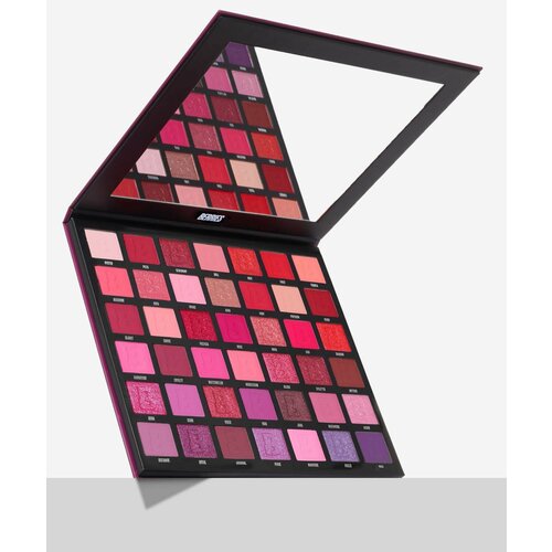 Палетка теней для век Beauty Bay BERRIES 42 colour palette тени для век beauty bay midnight 16 colour palette