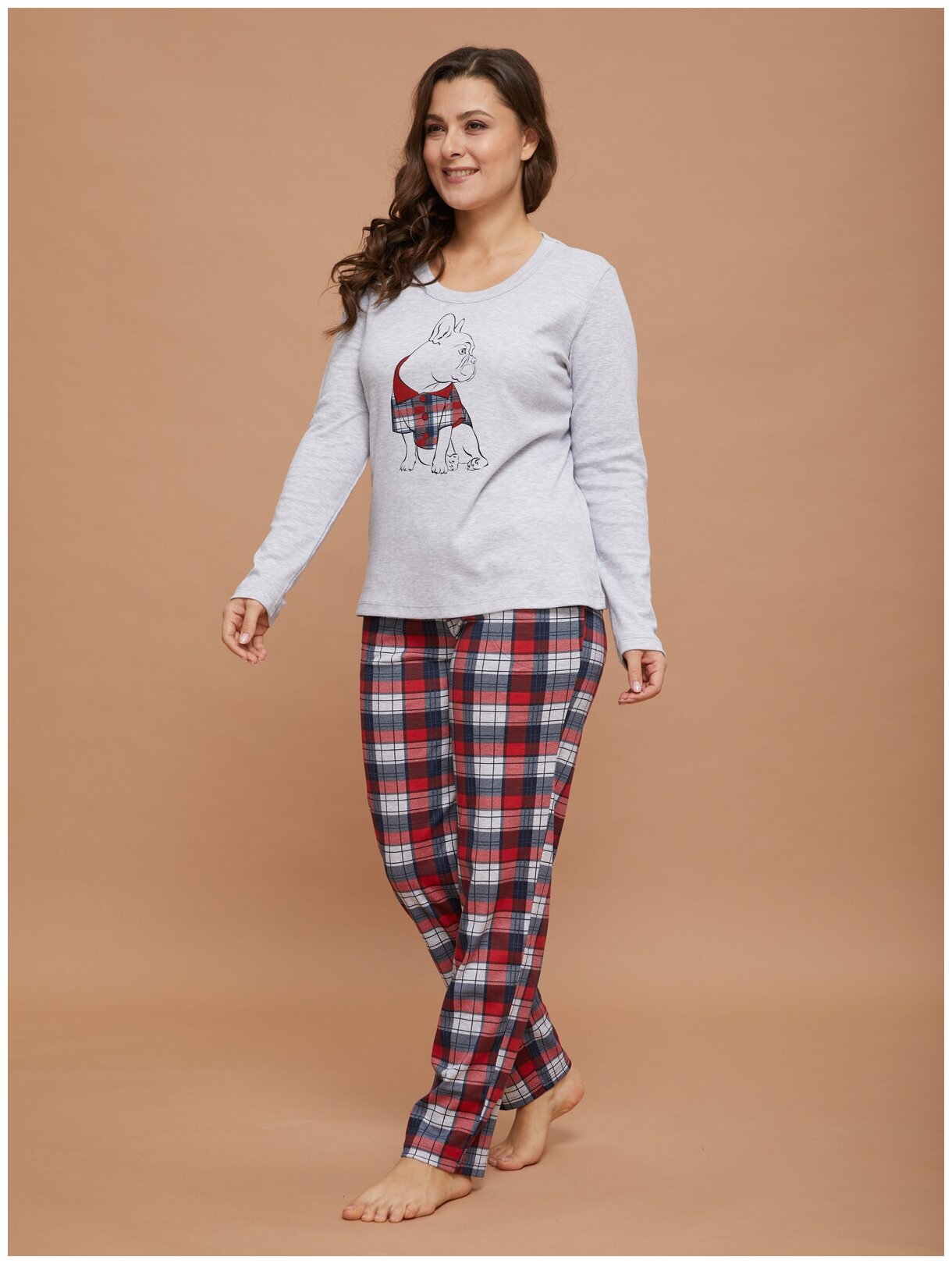 Женская домашняя пижама Алтекс со штанами в клеточку, размер 60 - фотография № 3