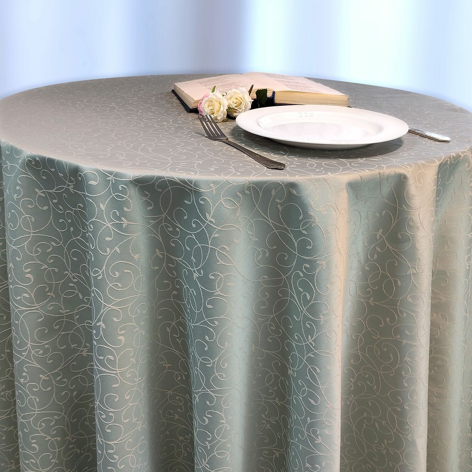 фото Скатерть круглая дизайн 1812 (тонкий вензель)
