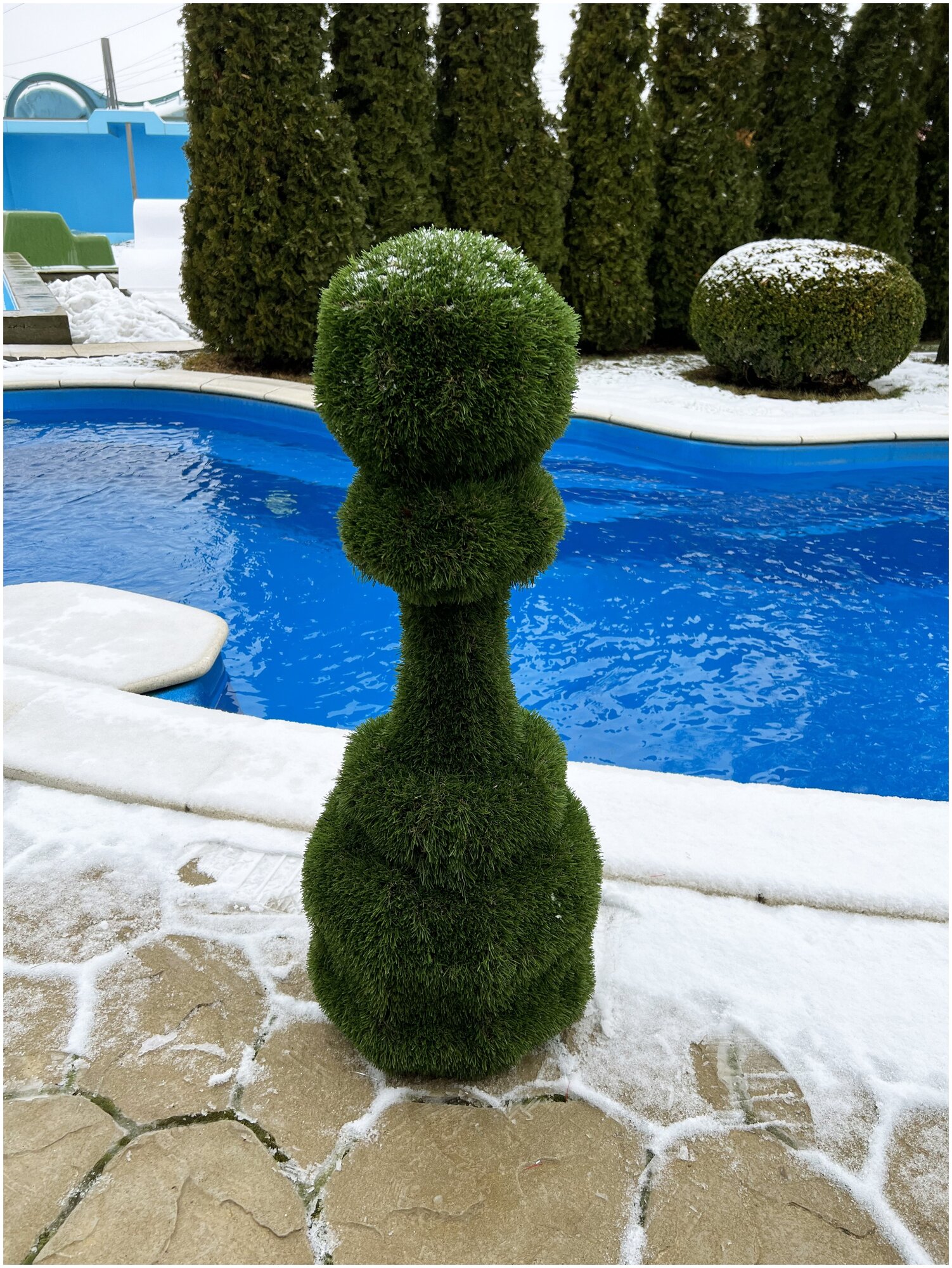 Топиари Пешка из искусственного газона Topiary Frame - фотография № 5