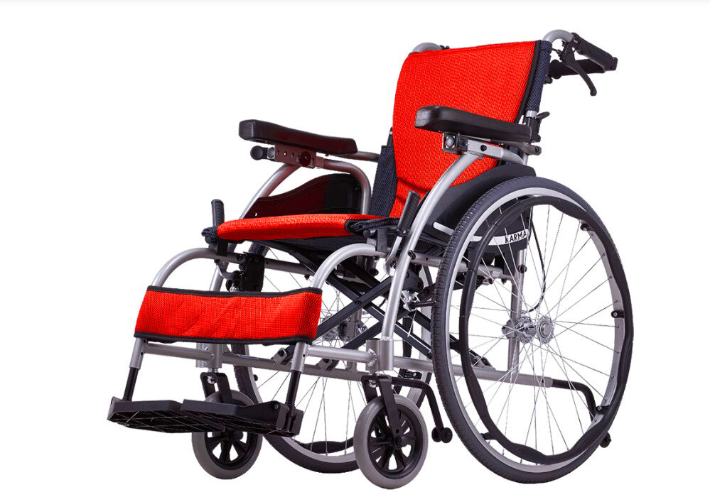 Кресло-коляска Ergo 106 "18 ультралегкая рама из авиационного алюминия