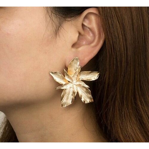 Серьги пусеты размер 30 мм золотой 395₽