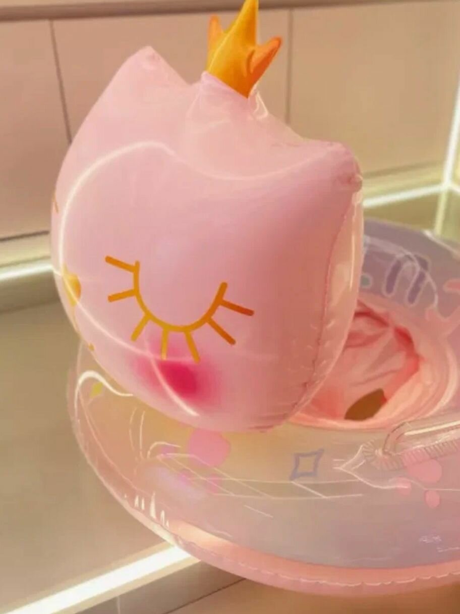 Надувной плавательный круг "Котик/котенок/киска с короной" с ручками 70 см