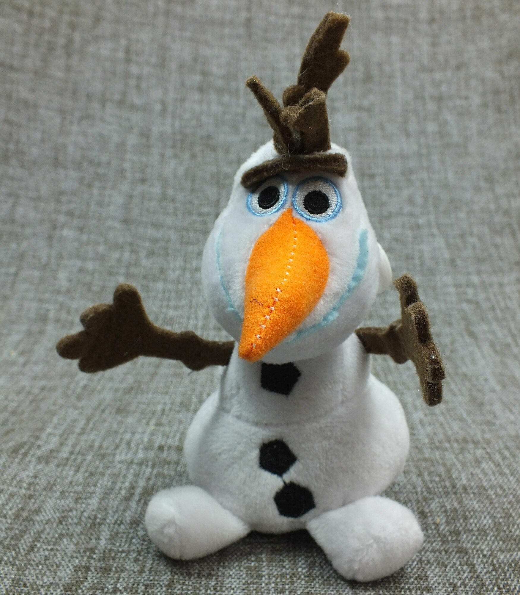 Детская мягкая плюшевая игрушка снеговик Олаф из мультфильма "Холодное сердце!"