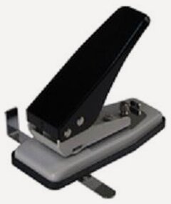 Изображение товара Дырокол Warrior 33060A-1, евроотверстие 32х6.5х9 мм, с линейкой