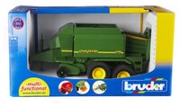 Прицеп Bruder John Deere для комбикормов (02-017) 1:16 39 см зеленый