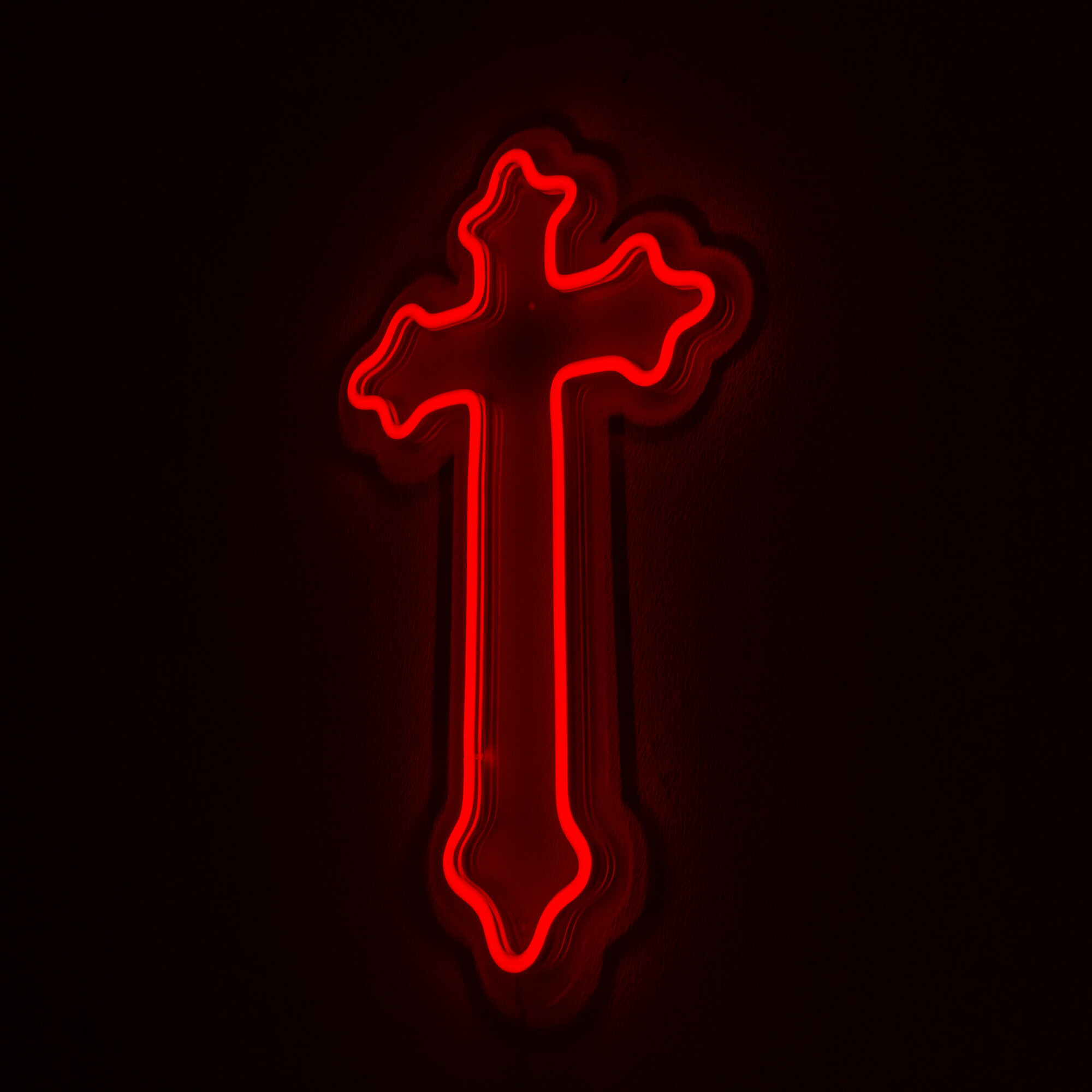 DIODENEON / Светильник, ночник - Неоновый крест 27х43 см. - фотография № 1