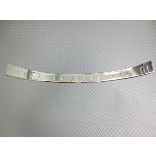 Накладка заднего бампера Toyota RAV4 2013-2019