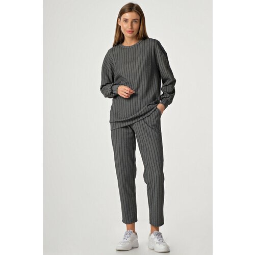 фото Костюм fly, размер 40, серый