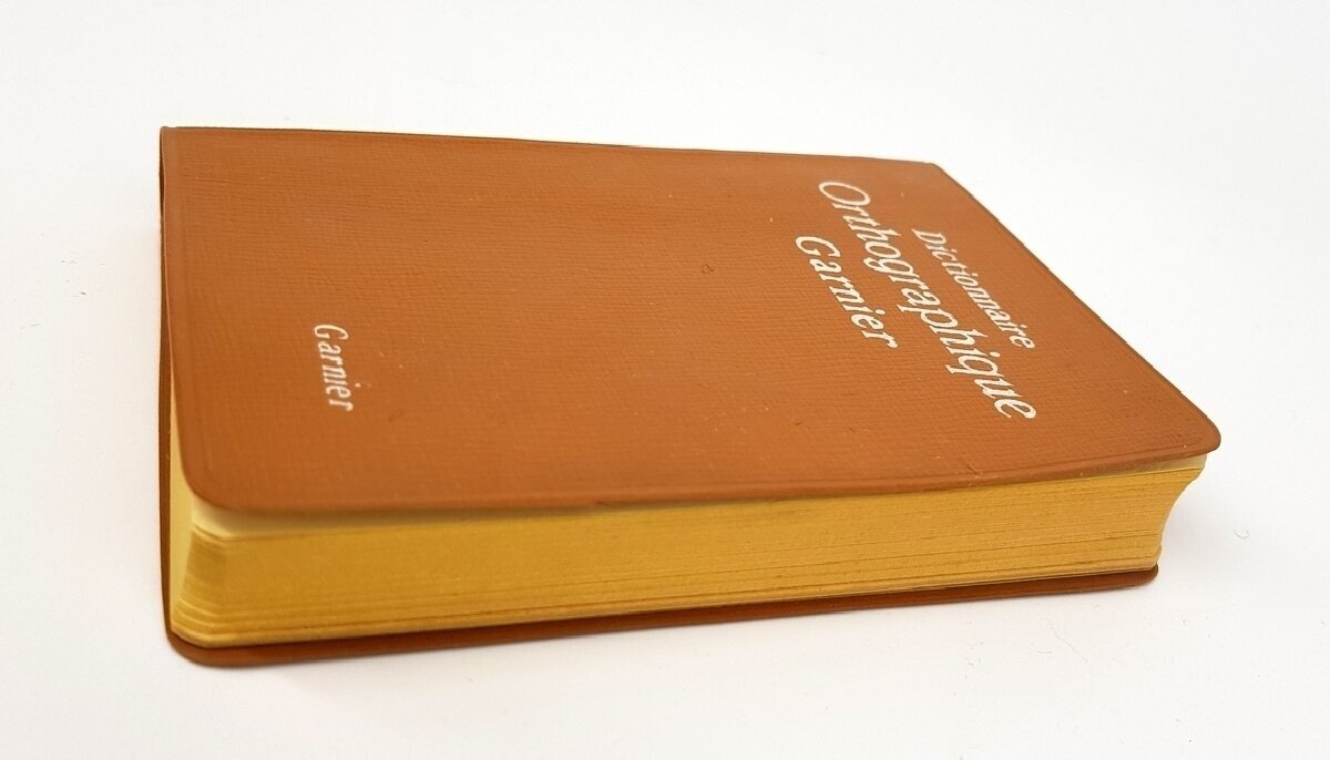 "Dictionnaire Orthographique Garnier (Орфографический Словарь Гарнье)". 1961г.