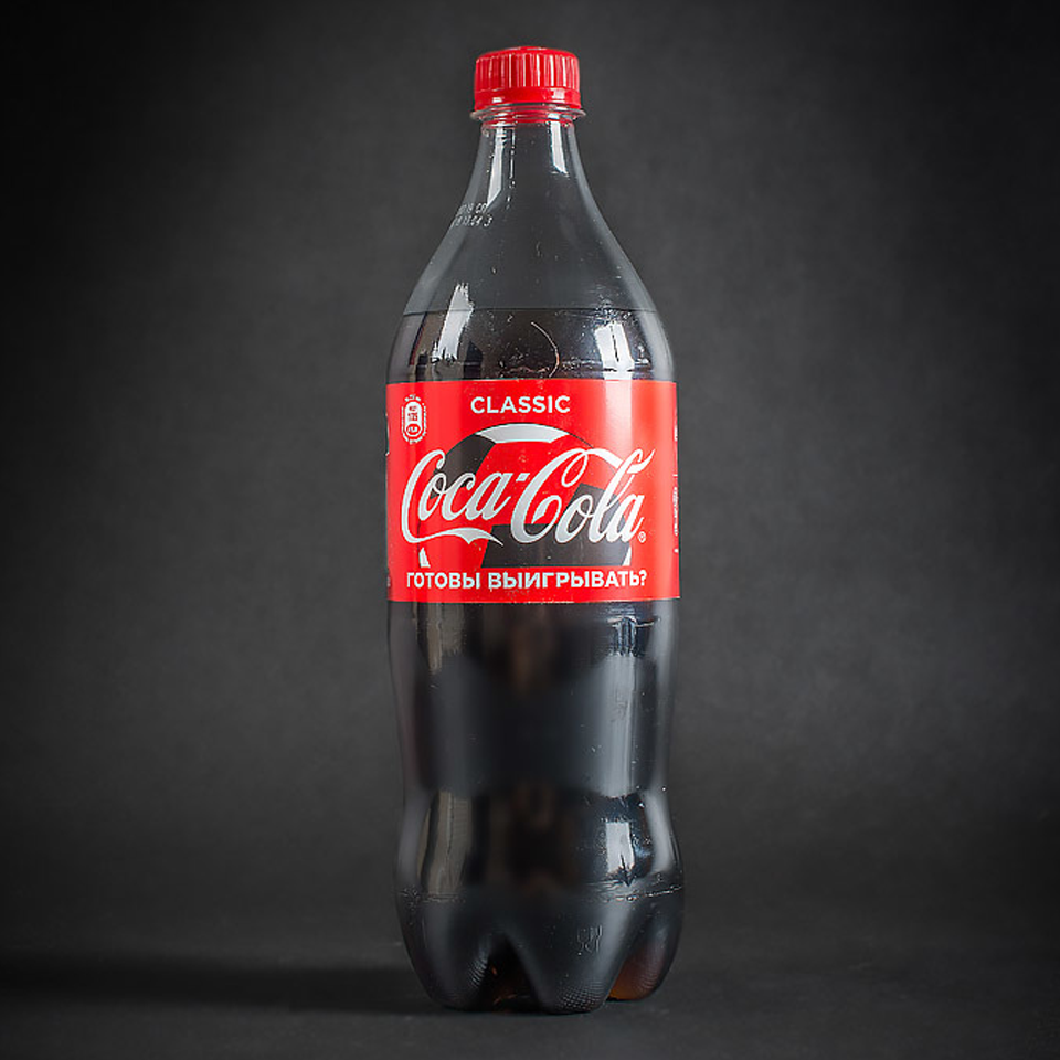 Газированный напиток Coca-Cola, 1 л, 6 шт. - фотография № 3