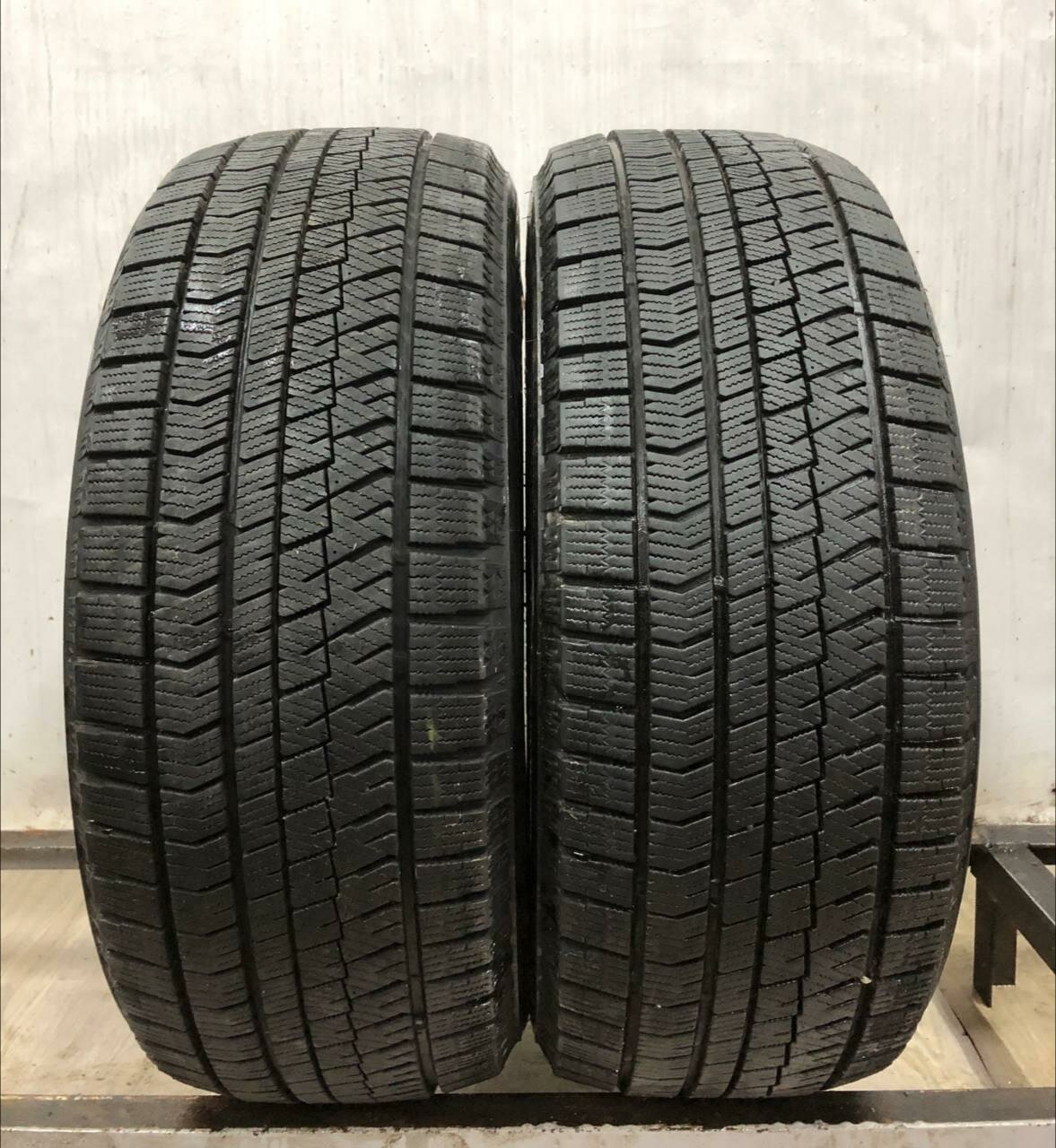 Bridgestone Blizzak VRX 2 225/50 R18 БУ Шины Зимние