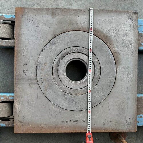 Изображение товара Плита печная чугунная под казан П-1-6 (П1-4) 600х600х20 мм, Бисерский завод