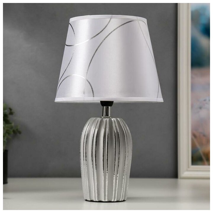 RISALUX Лампа настольная 16192/1 E14 40Вт серый с серебром 20х20х33 см RISALUX