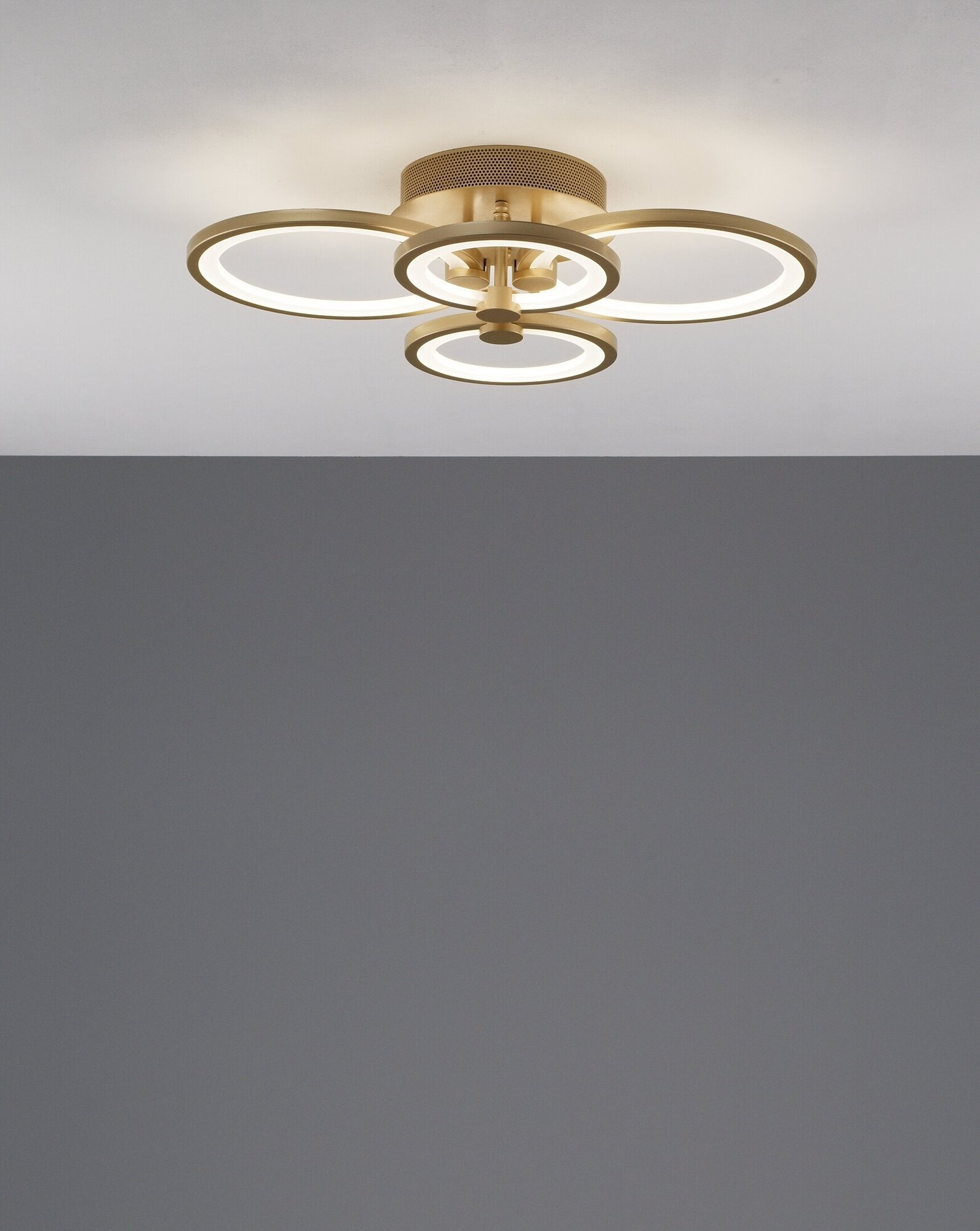 Люстра потолочная светодиодная Moderli V10604-CL Cristian золотой