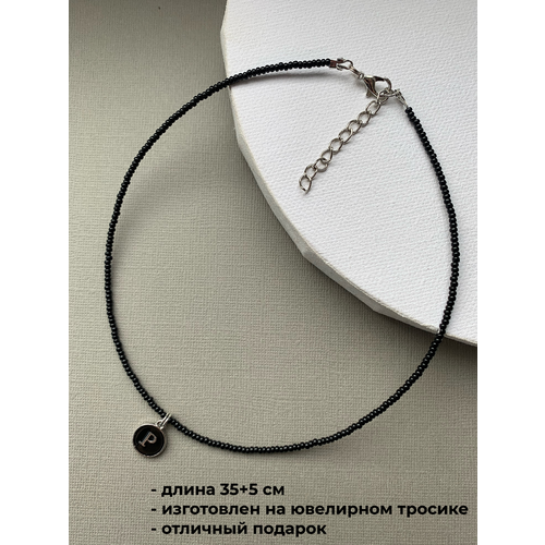 фото Чокер из бисера с буквой sofiaccessories