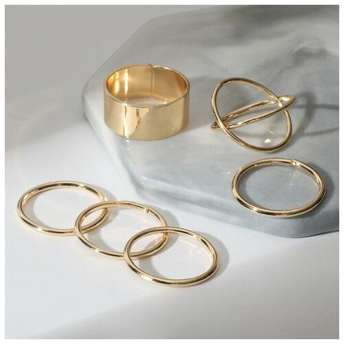 фото Кольцо queen fair, нержавеющая сталь, золочение, размер 17, золотистый