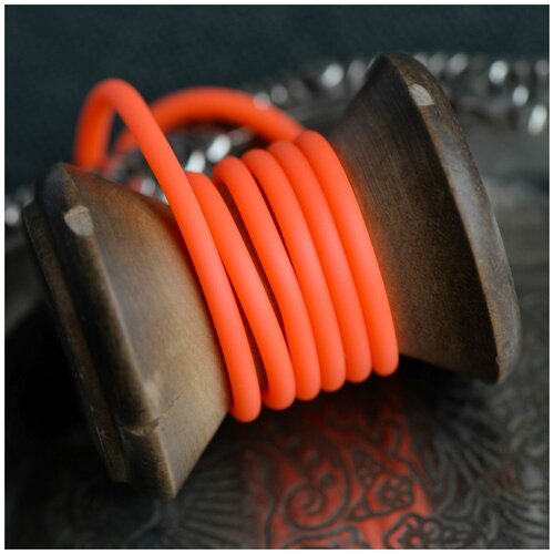 Шнур каучуковый резиновый диаметр 3 мм 8 метров круглый с отверстием, для рукоделия / браслетов, оранжевый неон