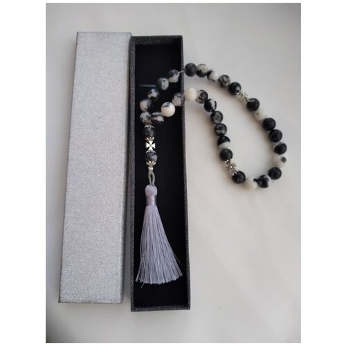 Четки, черный