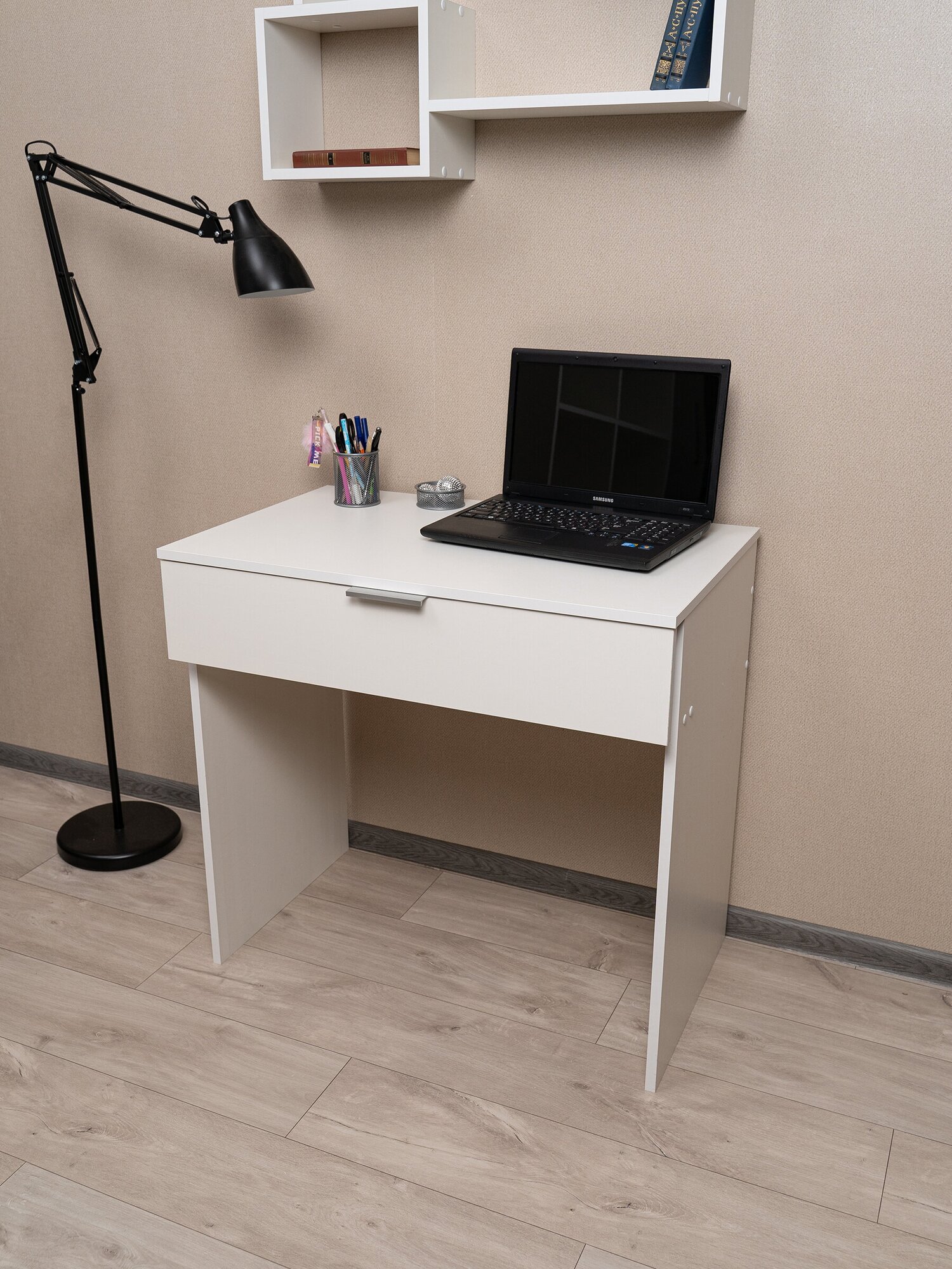 Стол письменный белый с ящиками для школьника, ноутбука, маникюра деревянный / столик универсальный маникюрный детский туалетный лофт, Офис-Люкс Norm - фотография № 17