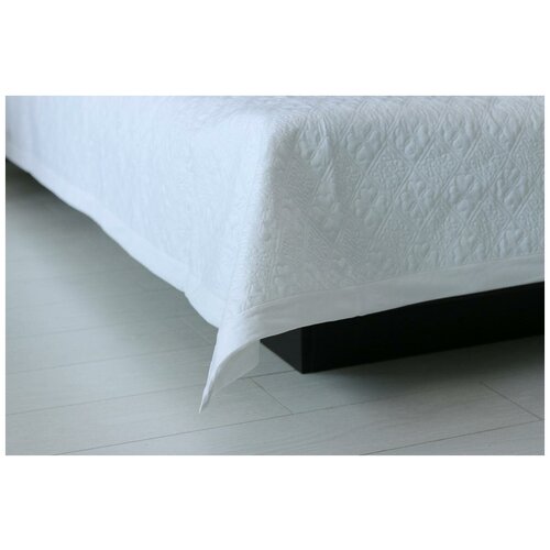 Простыня стеганая GOCHU Clover Q 155*210 белый