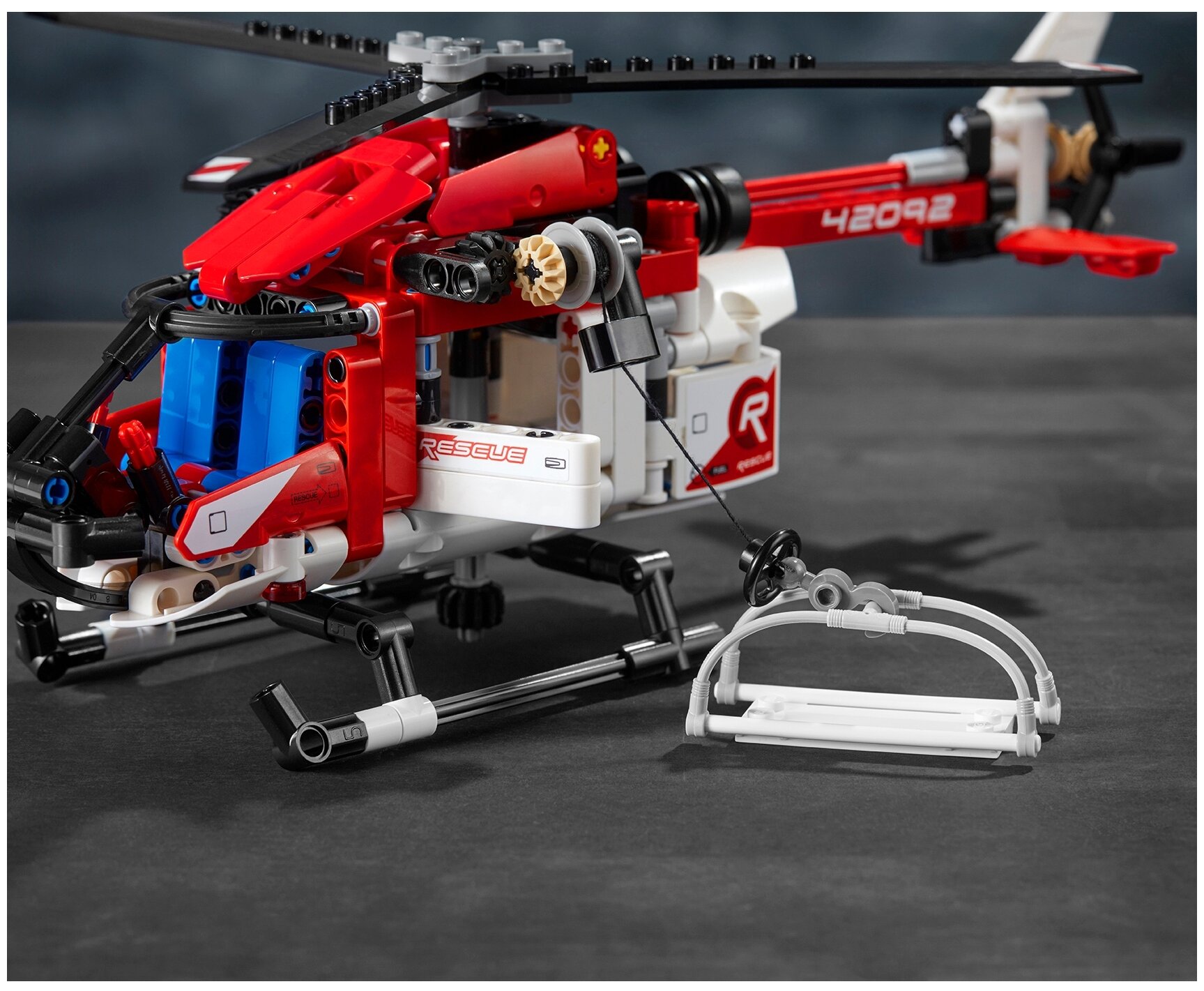 Lego Technic 42092 Спасательный вертолёт Конструктор - фото №8