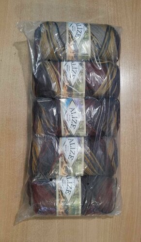 Изображение товара Буркум батик Burcum batik упаковка 5 мотков 100 г. 210 м. 100% акрил цвет 3379