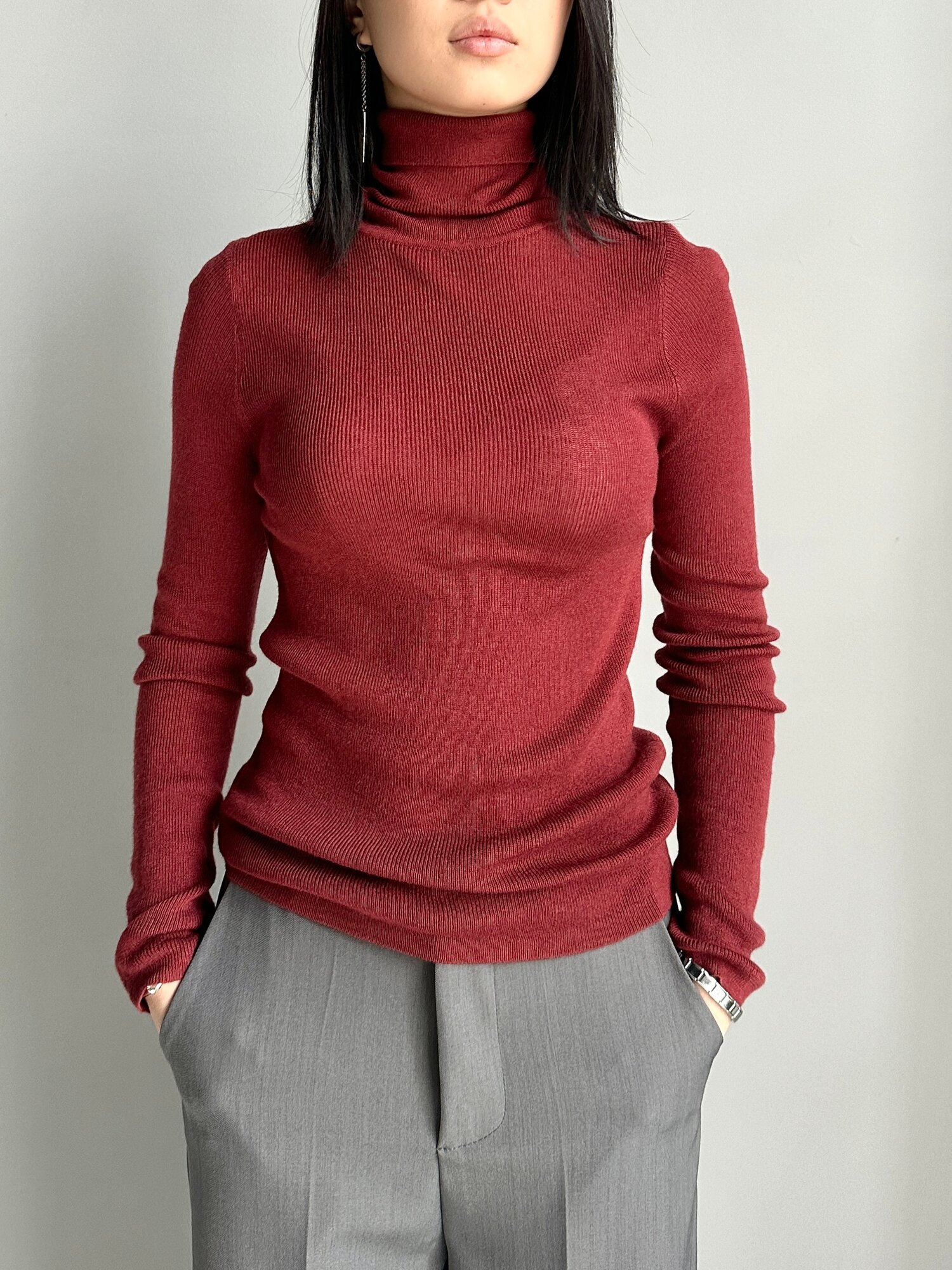 Водолазка Серый, черный, молочный, вишневый