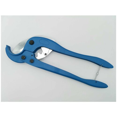 ножницы для металлопластиковых и ppr труб 16 32 мм синие vieir арт ver818 Ножницы для пластиковых и PPR труб от 20 до 63 мм (большие), синие ViEiR арт. VER804