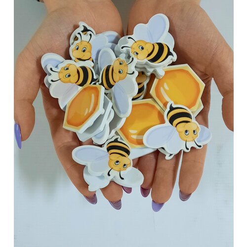 Магниты для крепления рисунков и фотографий Пчелки 30шт