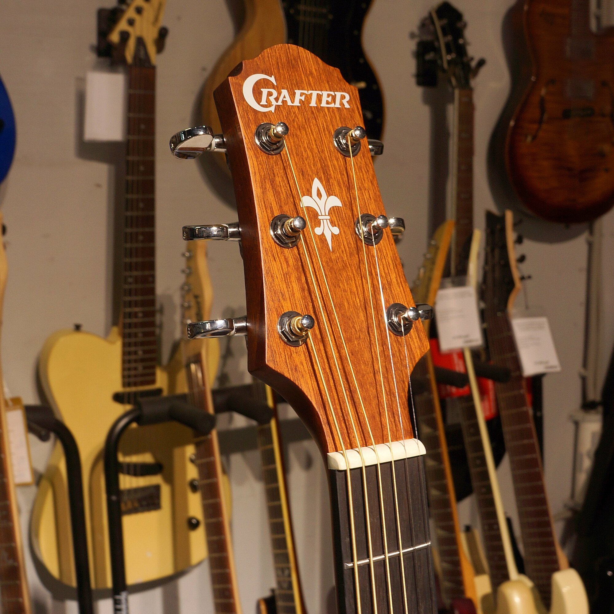 Акустическая гитара Crafter - фото №20