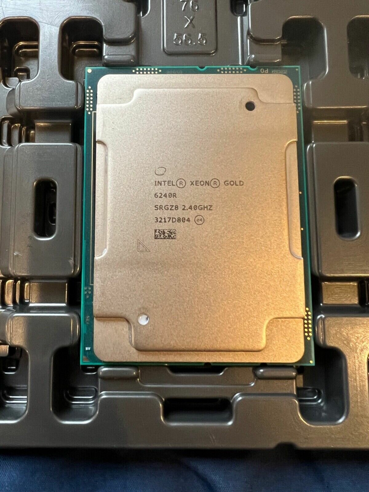 Процессор Intel Xeon Gold 6240R ОЕМ (CD8069504448600SRGZ8) - фото №5