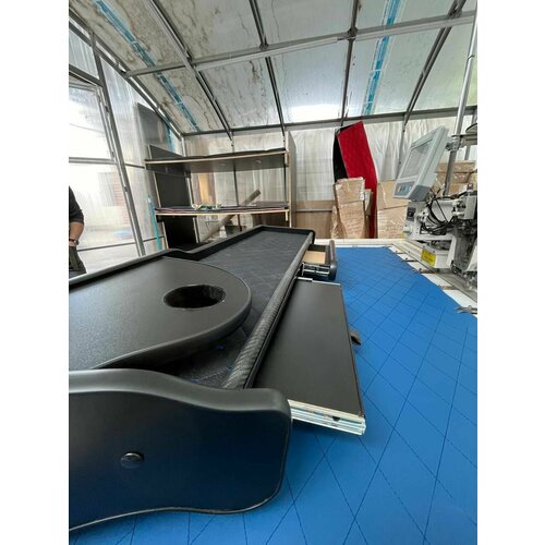 Стол-полка на торпеду для грузовика MAN TGS с ящиком и столиком 8290₽