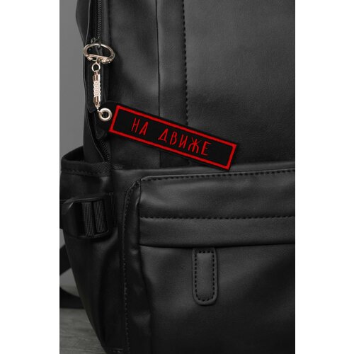 Брелок, красный, черный