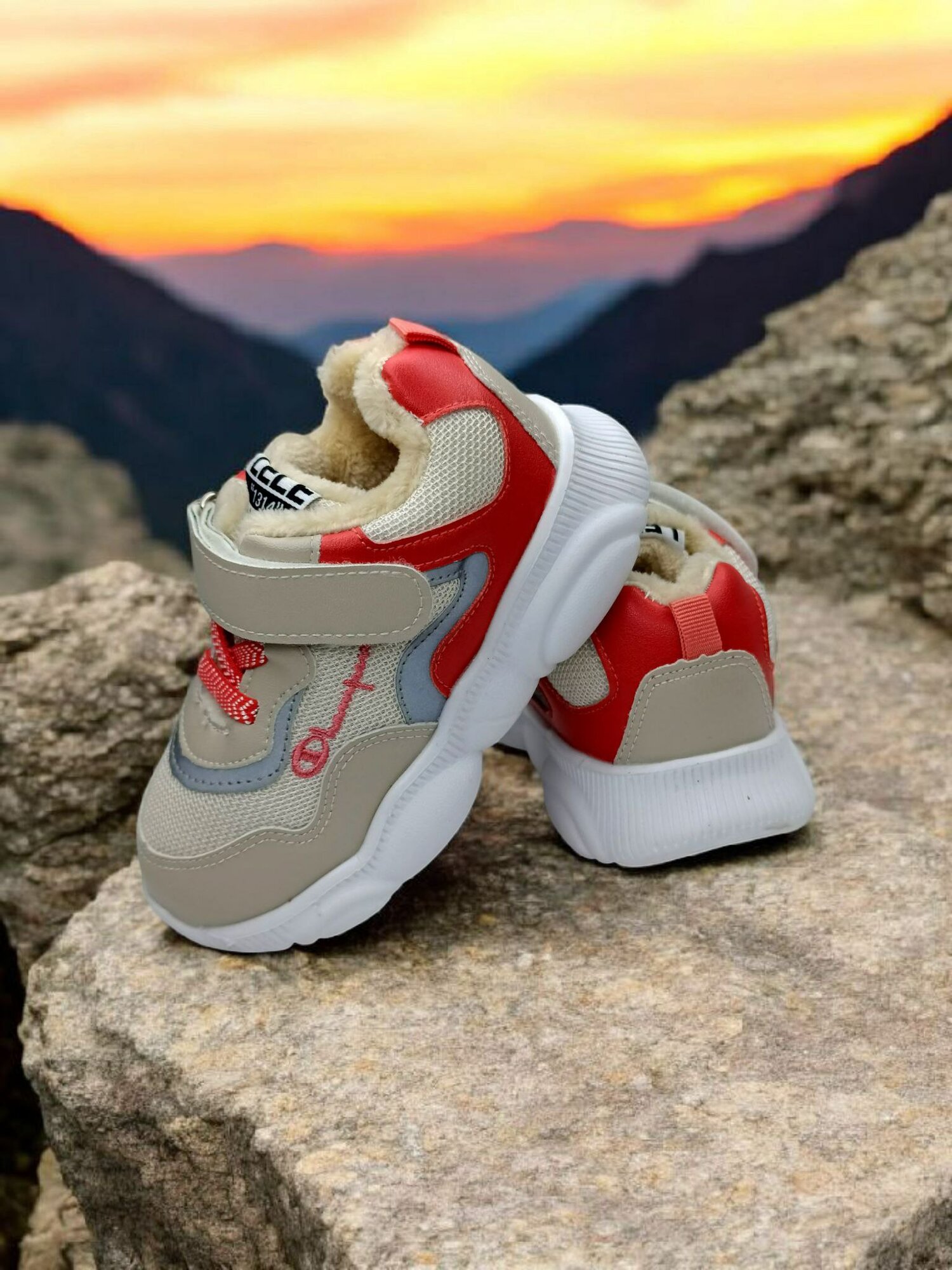 Кроссовки, размер 24, бежевый/красный — фото 1