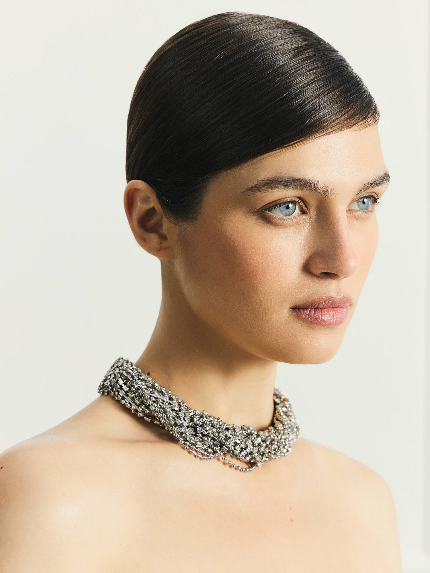 Колье, стекло