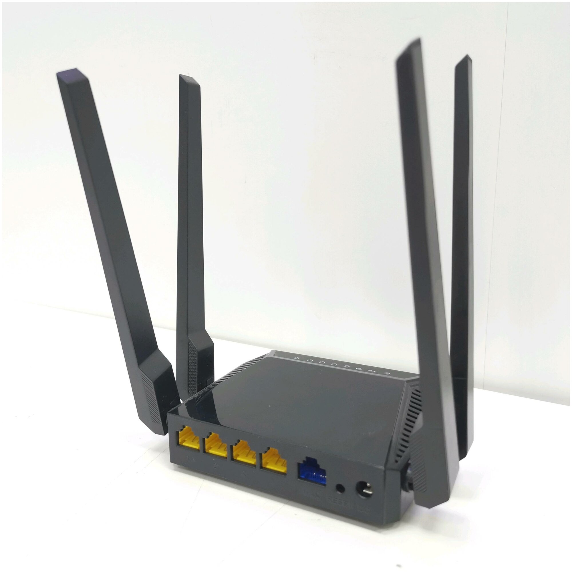 WiFi Роутер для USB 4G LTE модема ZBT 3826 WE3826 PRO 300Мб\сек как Zyxel для Huawei и ZTE