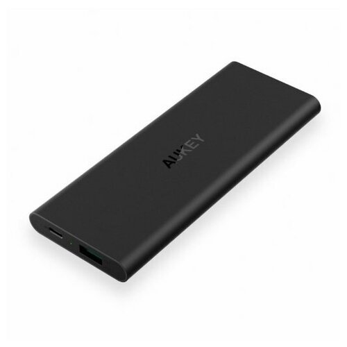Внешний аккумулятор AUKEY 6000mAh Lightning-Port Black 149000₽