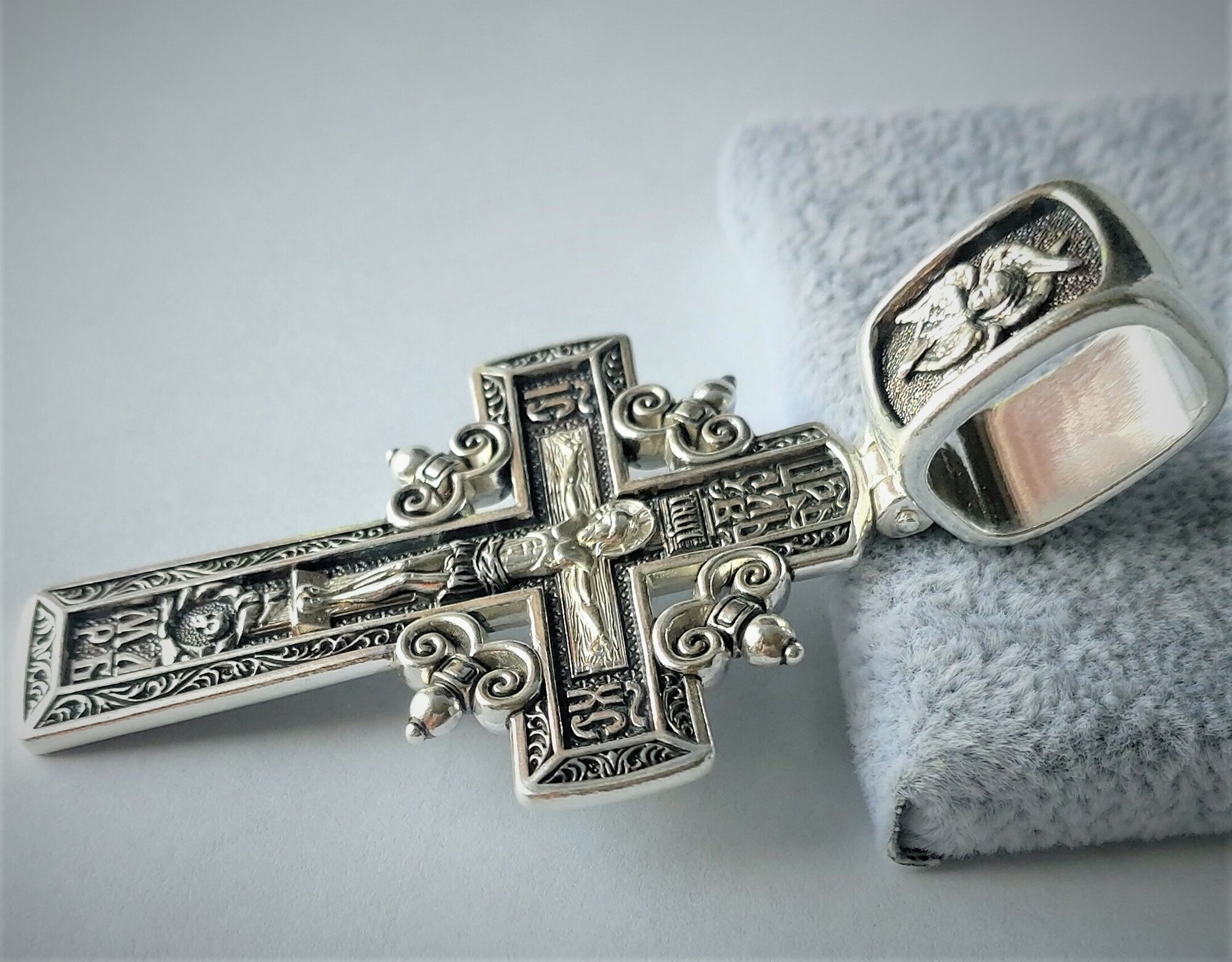 Серебряный православный крест с большим ушком - фотография № 8